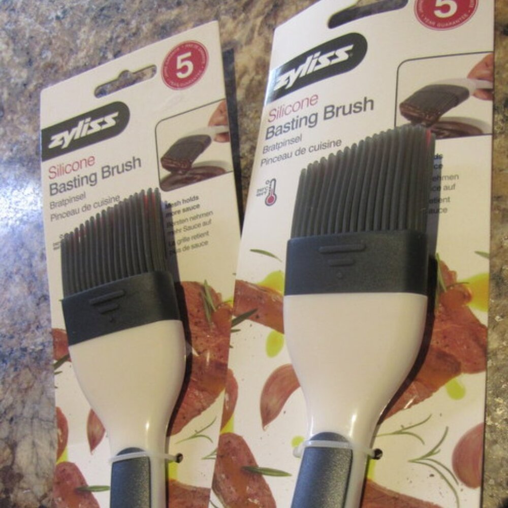 ZYLUS Silicone Basting Brush. NWT.